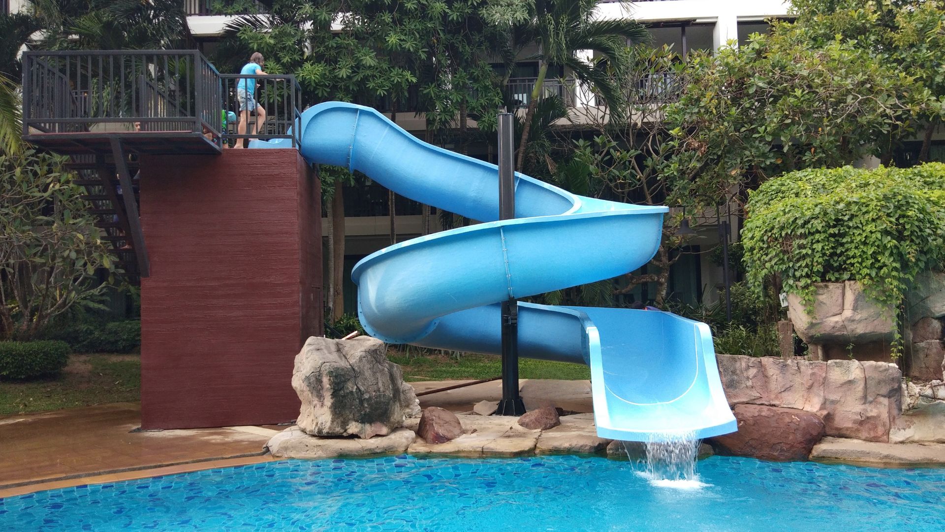 RAVINDRA BEACH RESORT AND SPA